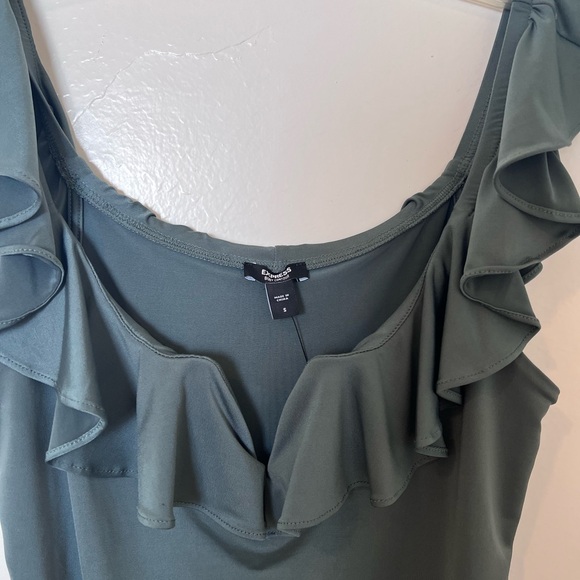 NEW Express Body Contour Sexy Ruffle Bodysuit - new with tags - Small - Picture 4 of 5